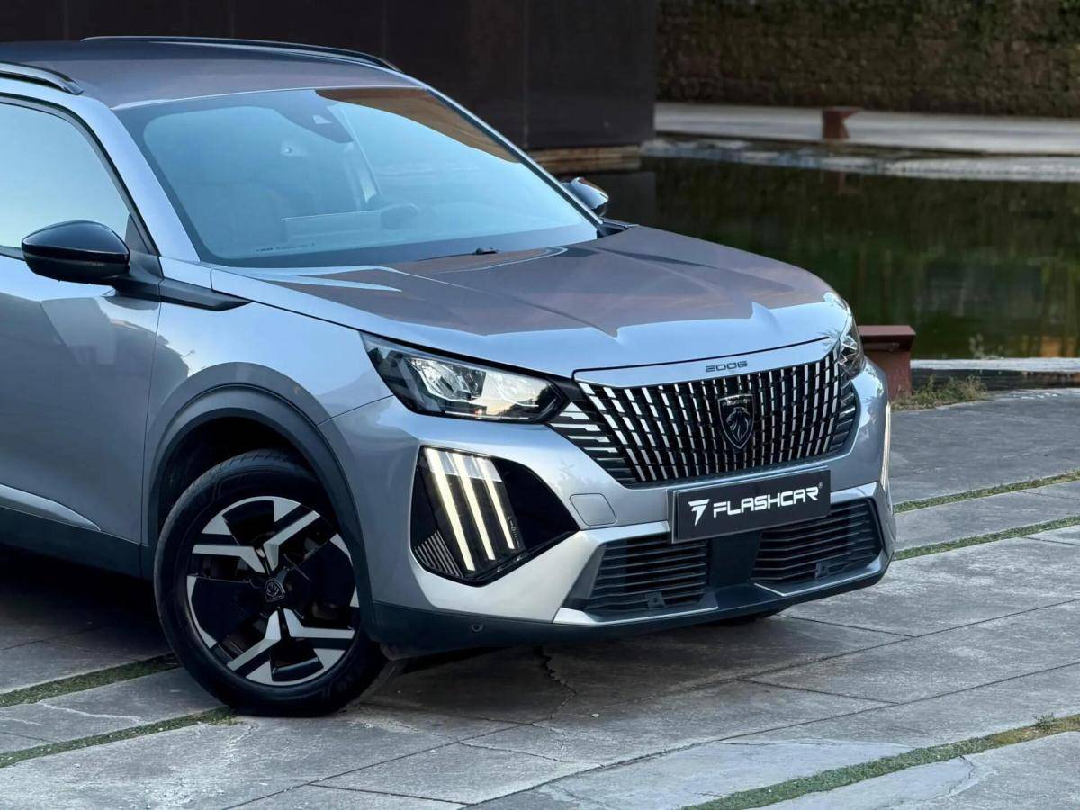 peugeot-2008-2024-gasolina-1199cc