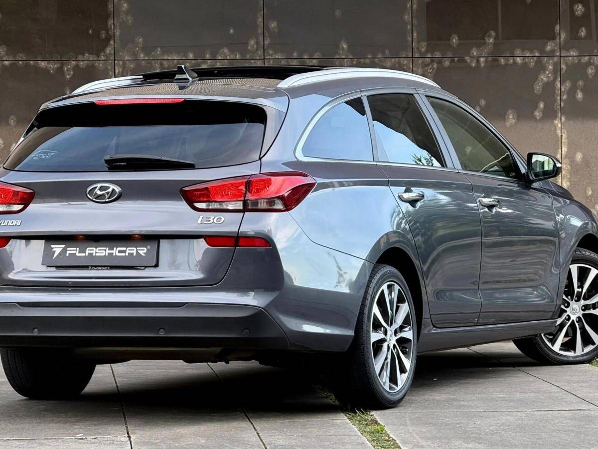 hyundai-i30-sw-2018-diesel-1598cc
