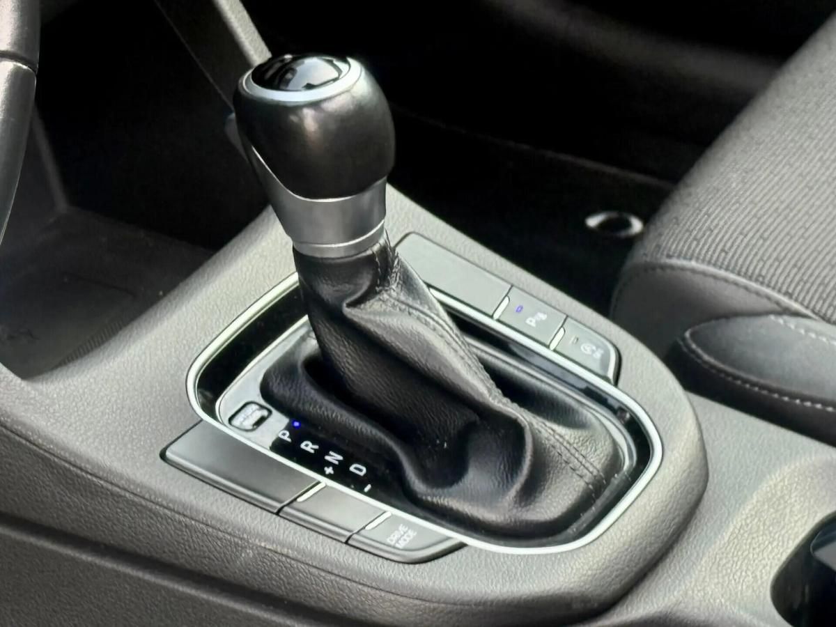 hyundai-i30-sw-2018-diesel-1598cc
