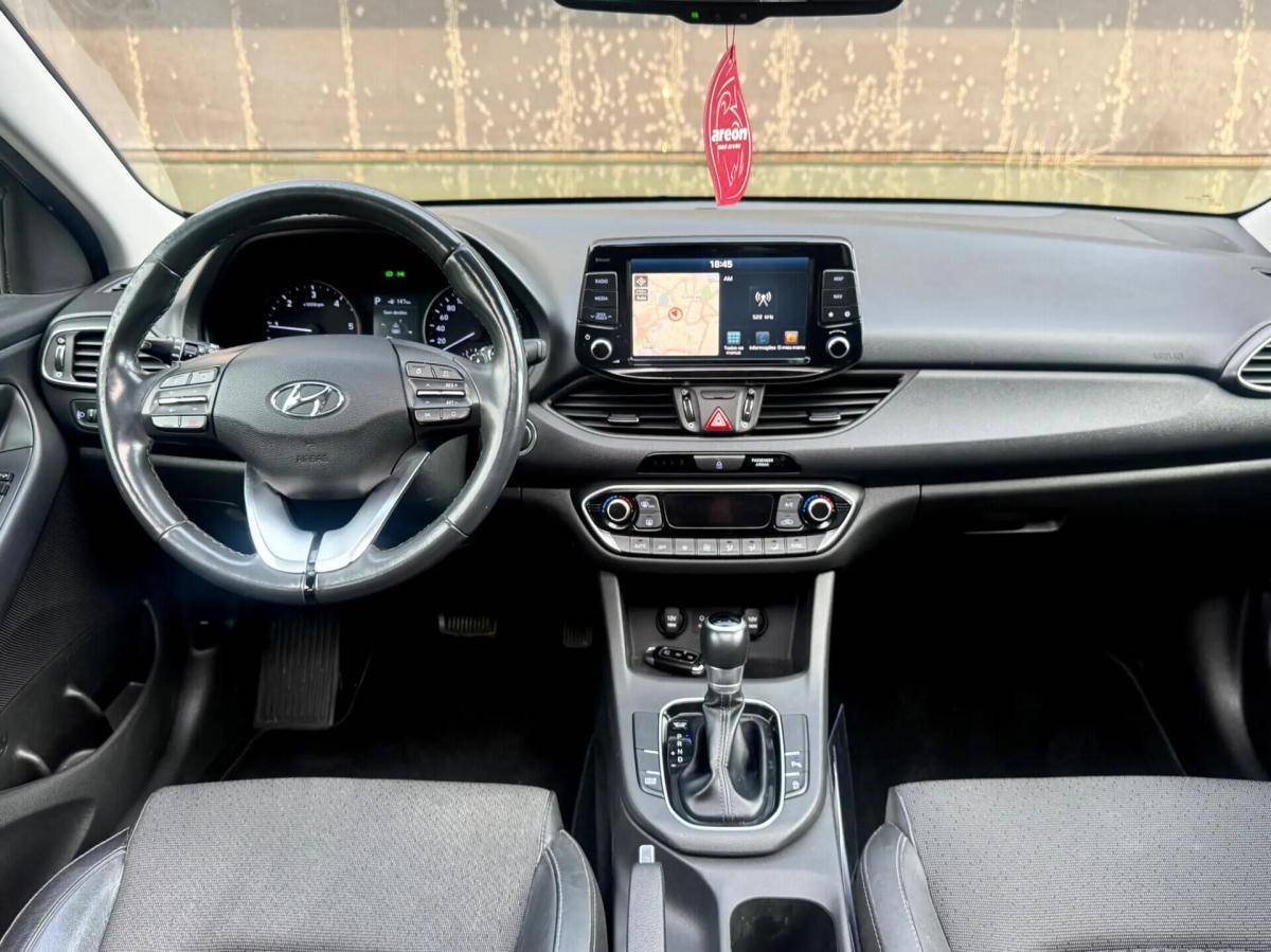 hyundai-i30-sw-2018-diesel-1598cc