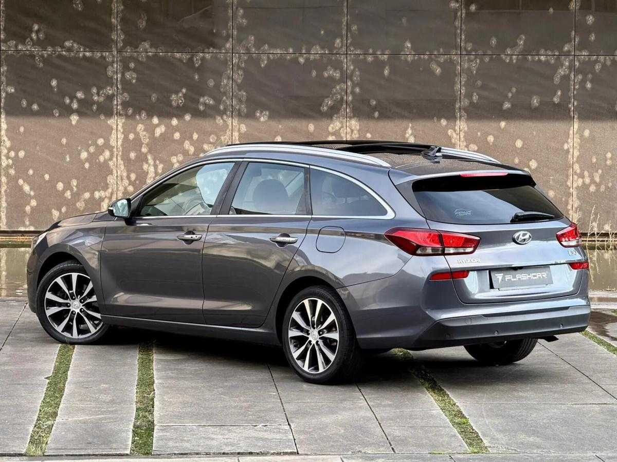 hyundai-i30-sw-2018-diesel-1598cc