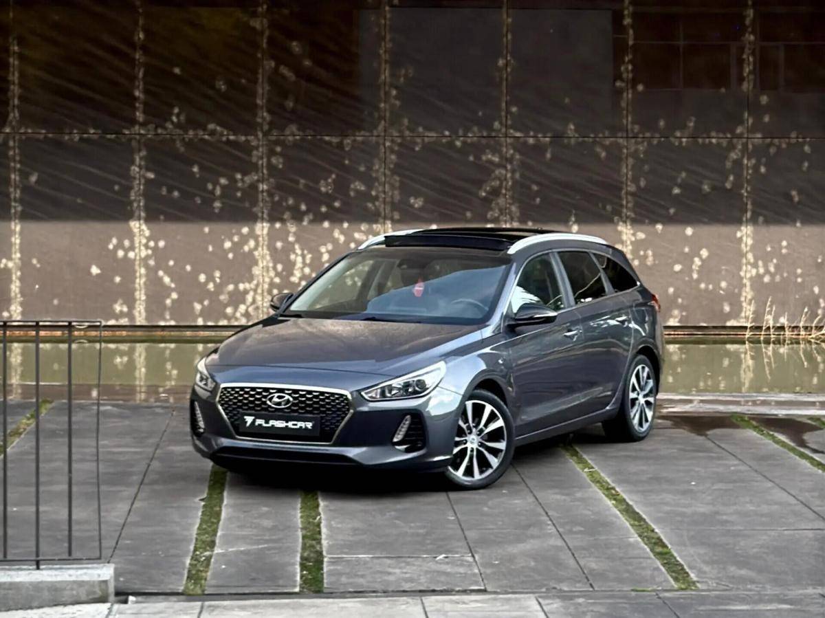 hyundai-i30-sw-2018-diesel-1598cc