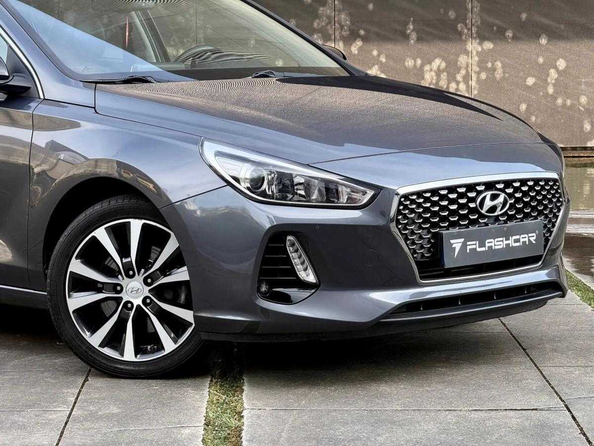 hyundai-i30-sw-2018-diesel-1598cc