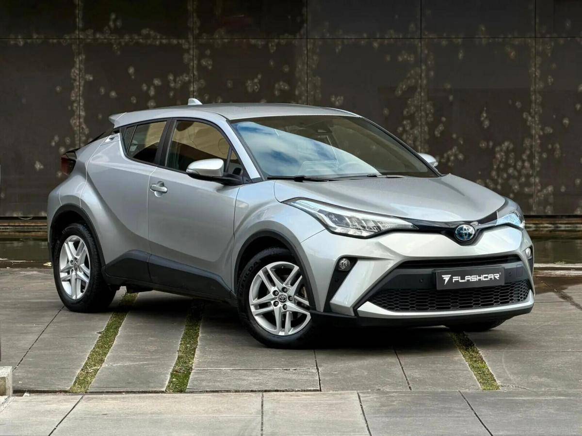 toyota-c-hr-2023-hibrido-a-gasolina-1798cc