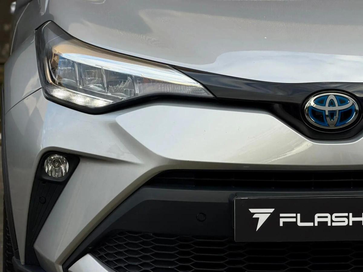 toyota-c-hr-2023-hibrido-a-gasolina-1798cc