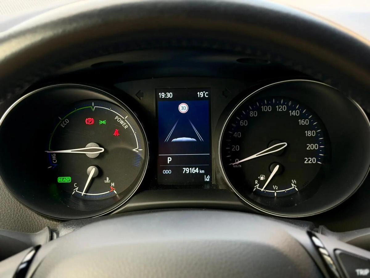 toyota-c-hr-2023-hibrido-a-gasolina-1798cc