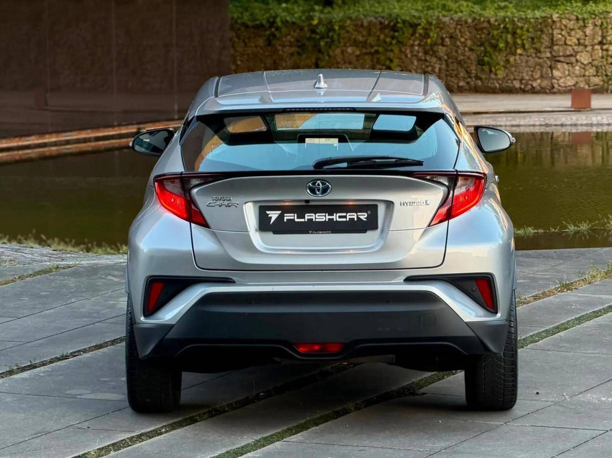 toyota-c-hr-2023-hibrido-a-gasolina-1798cc