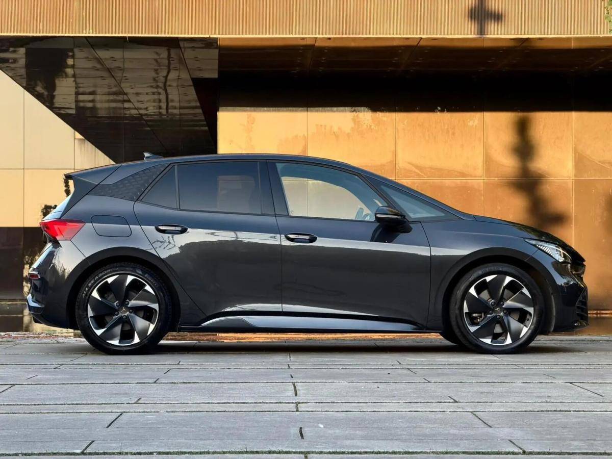 cupra-born-2023-eletrico-0cc