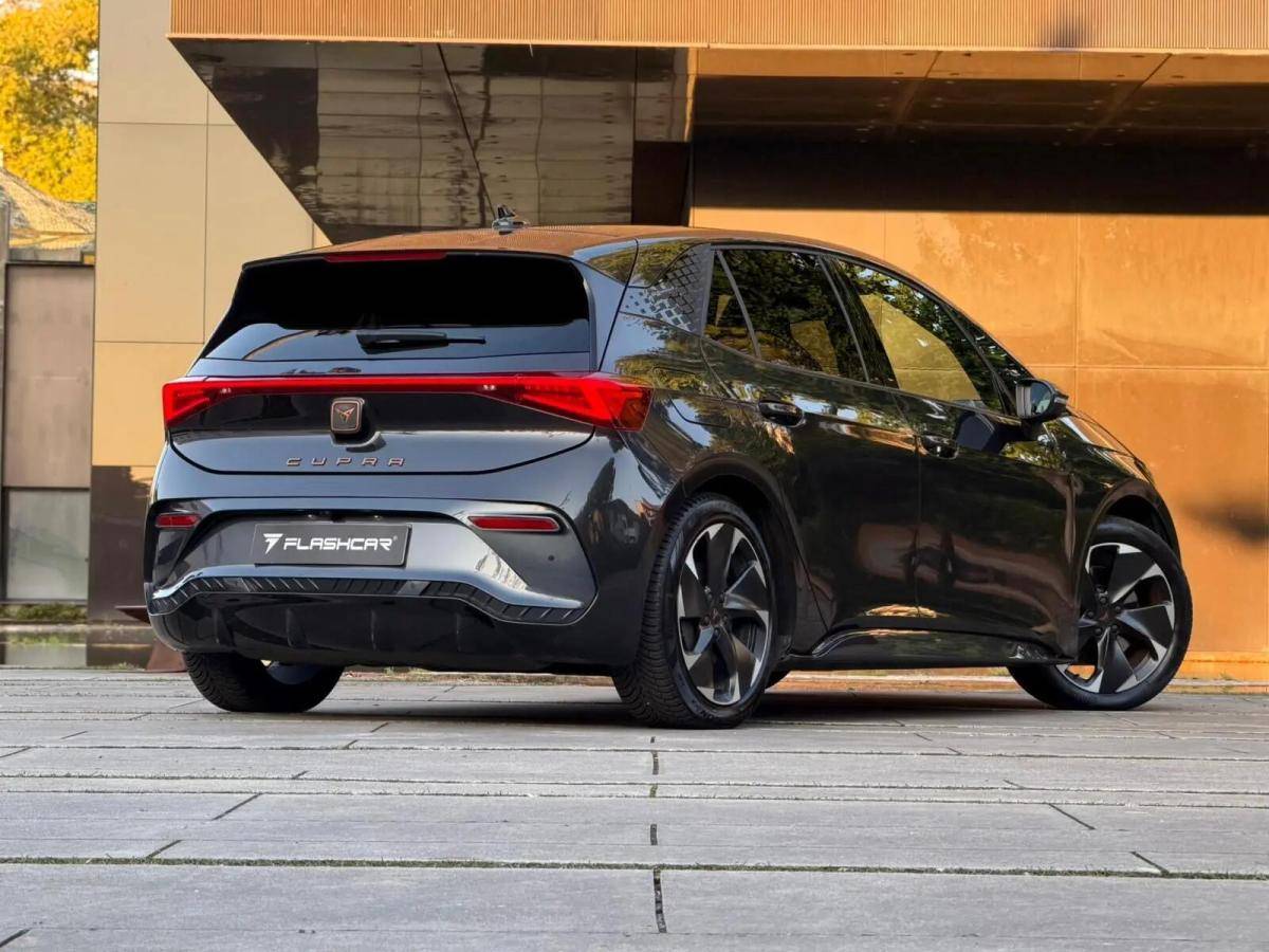 cupra-born-2023-eletrico-0cc