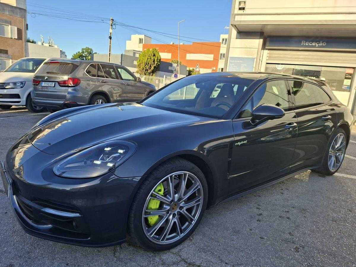 porsche-panamera-sport-turismo-2019-hibrido-a-gasolina-2894cc
