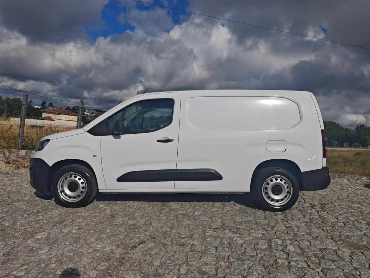 fiat-doblo-1-5-bluehdi-2024-diesel-1499cc