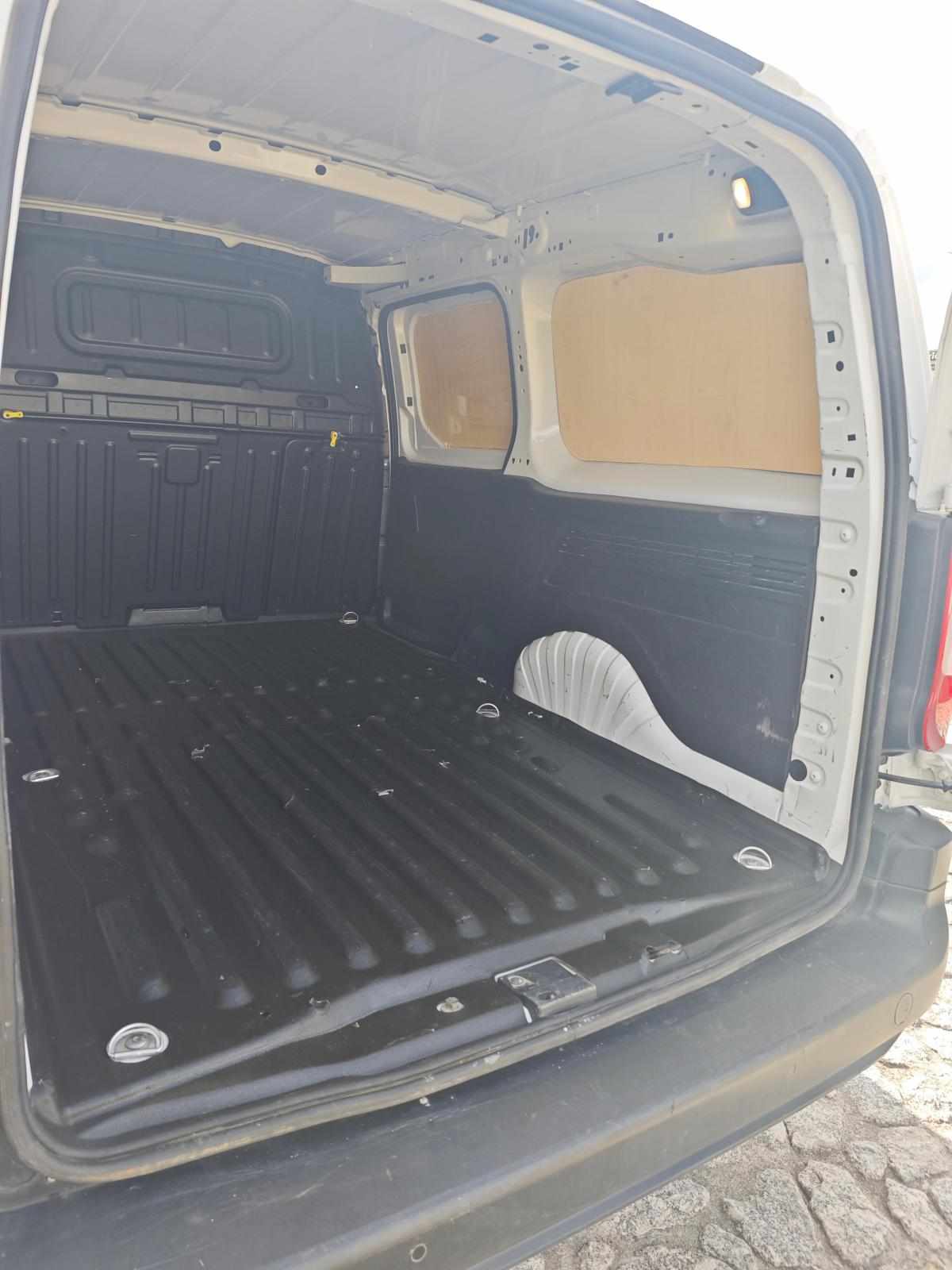 fiat-doblo-1-5-bluehdi-2024-diesel-1499cc