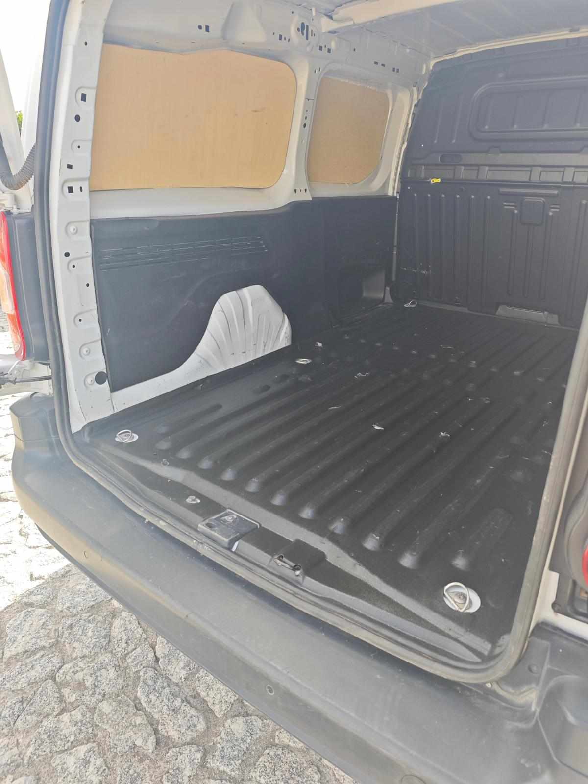 fiat-doblo-1-5-bluehdi-2024-diesel-1499cc