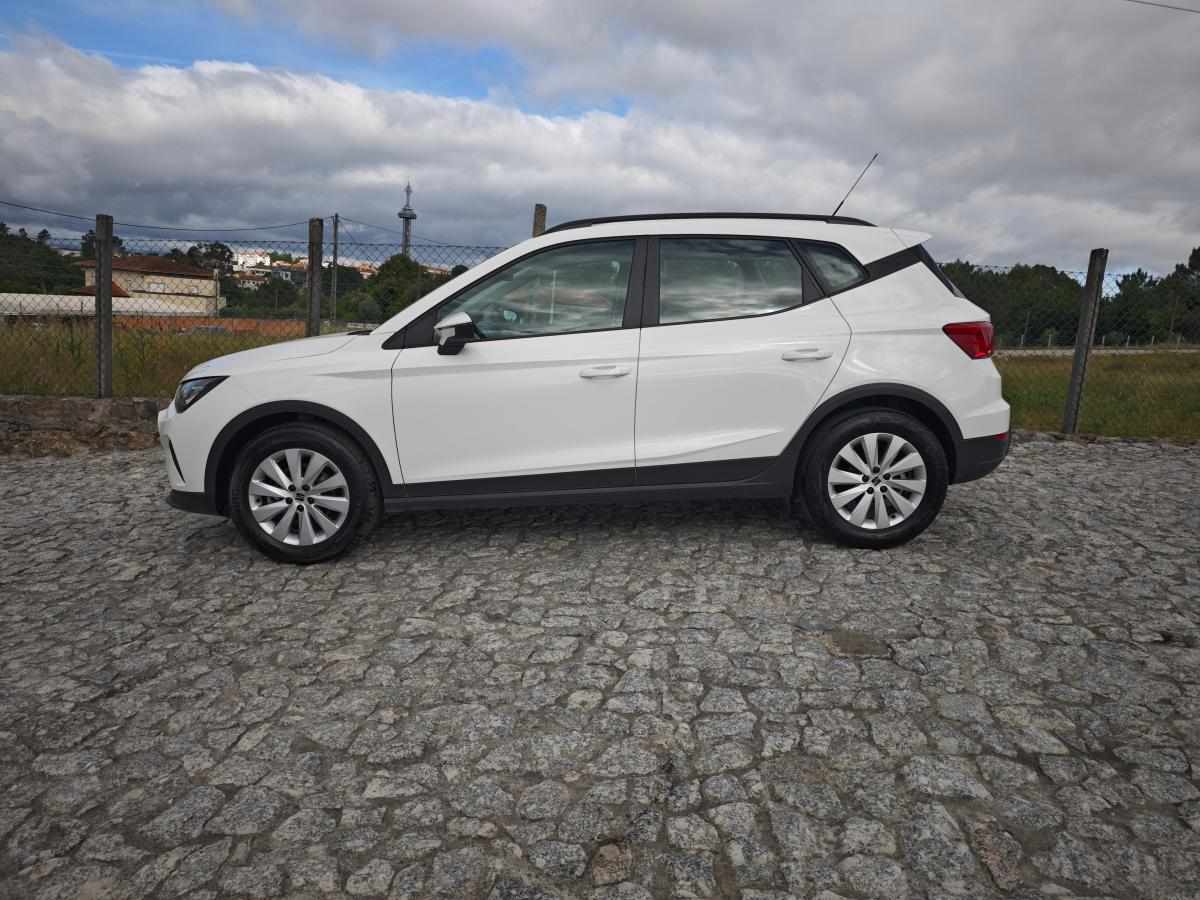seat-arona-1-0-ecotsi-2023-gasolina-999cc
