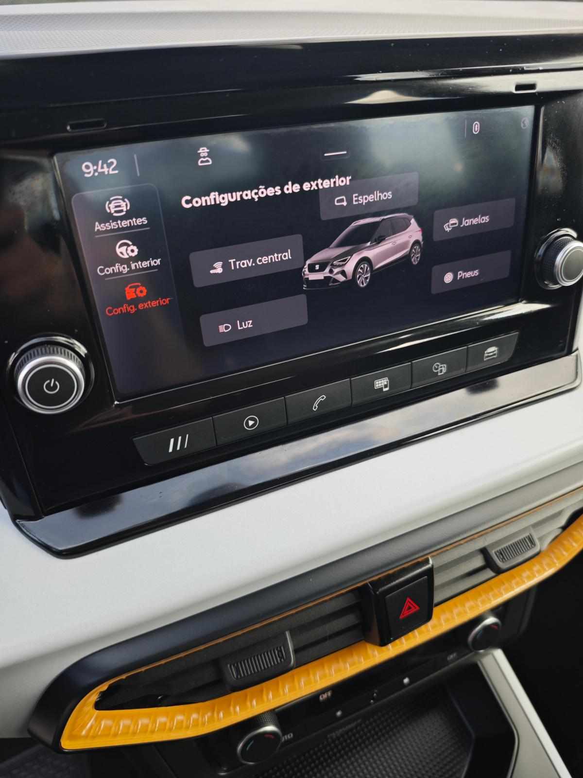 seat-arona-1-0-ecotsi-2023-gasolina-999cc