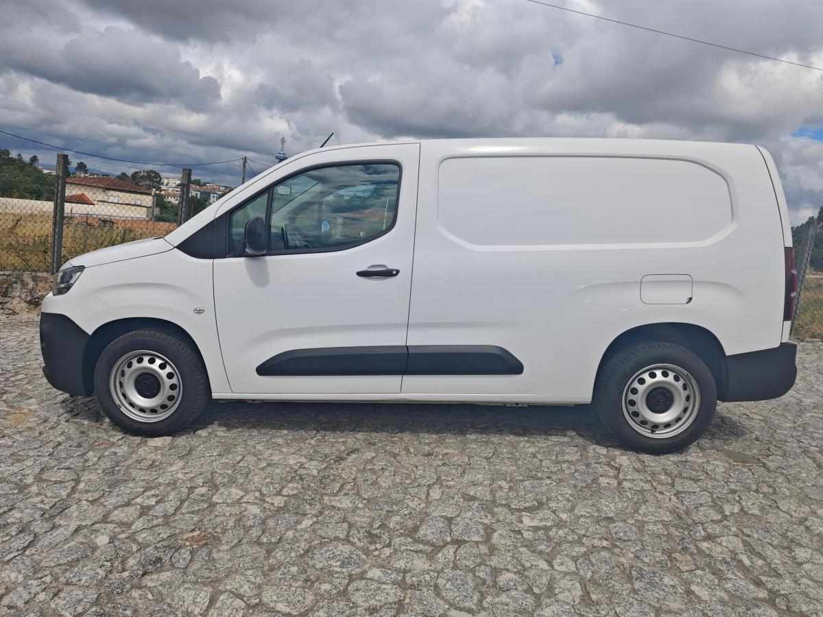 citroen-berlingo-1-5-bluehdi-2023-diesel-1499cc