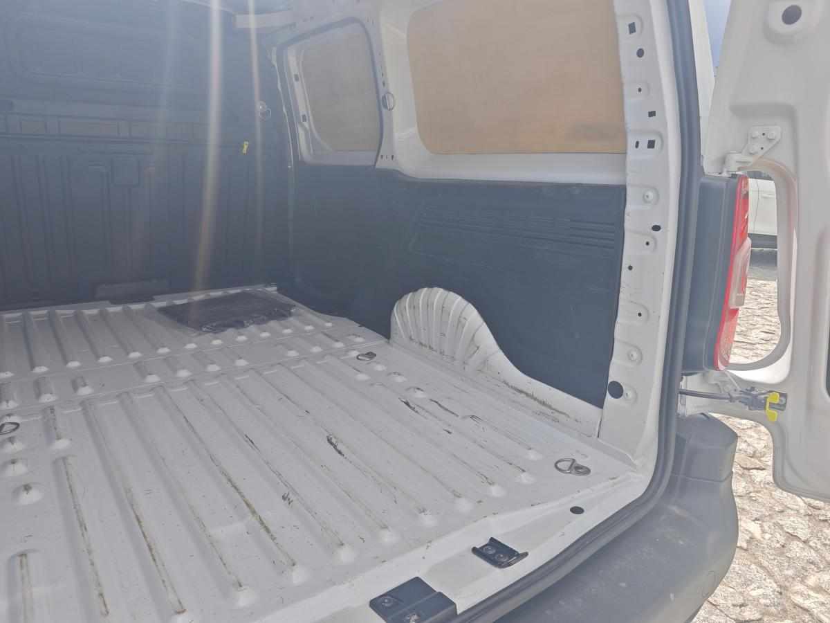 citroen-berlingo-1-5-bluehdi-2023-diesel-1499cc