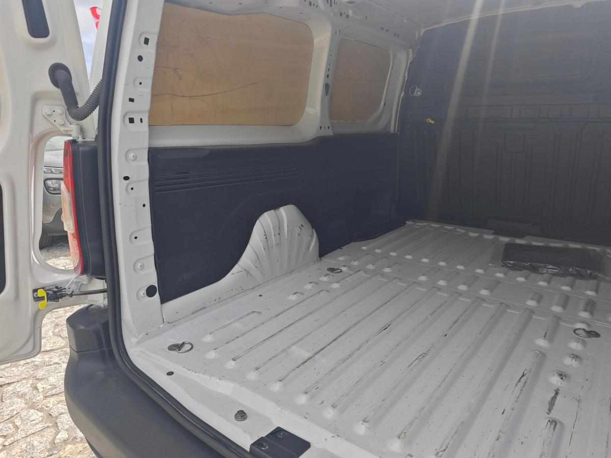citroen-berlingo-1-5-bluehdi-2023-diesel-1499cc