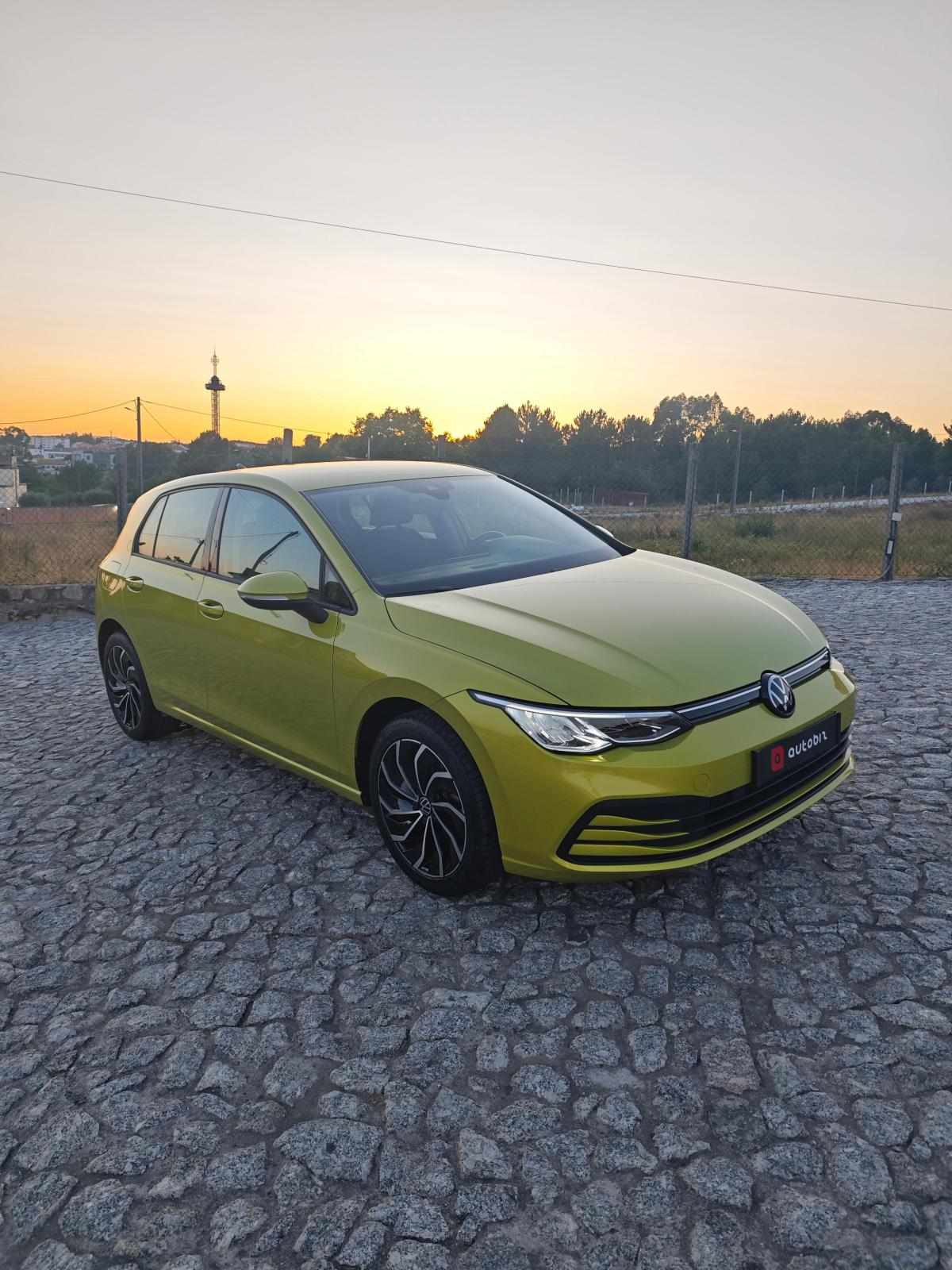 volkswagen-golf-1-0-tsi-bluemotion-2024-gasolina-999cc