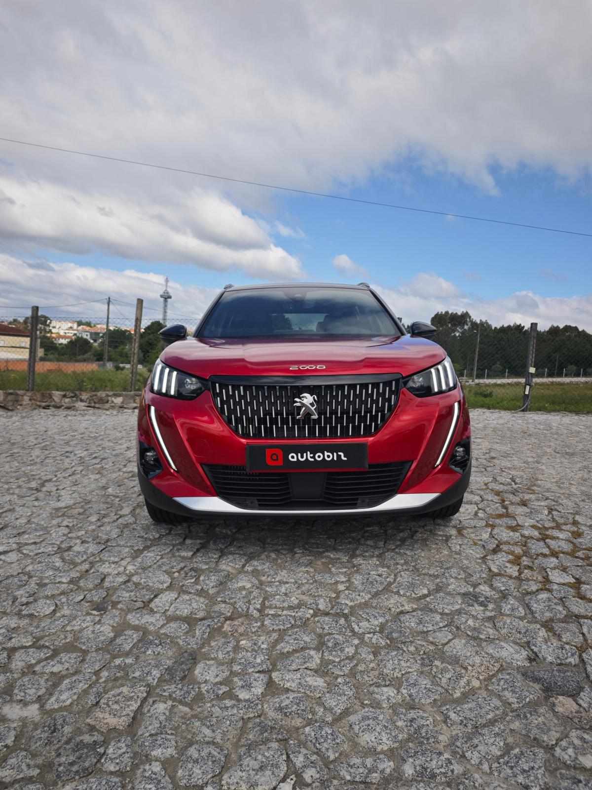peugeot-2008-1-2-puretech-2022-gasolina-1199cc
