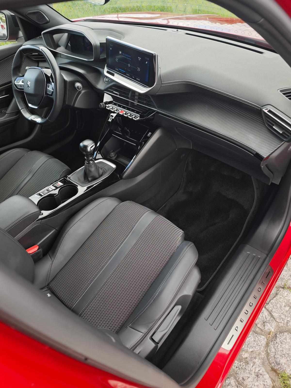 peugeot-2008-1-2-puretech-2022-gasolina-1199cc