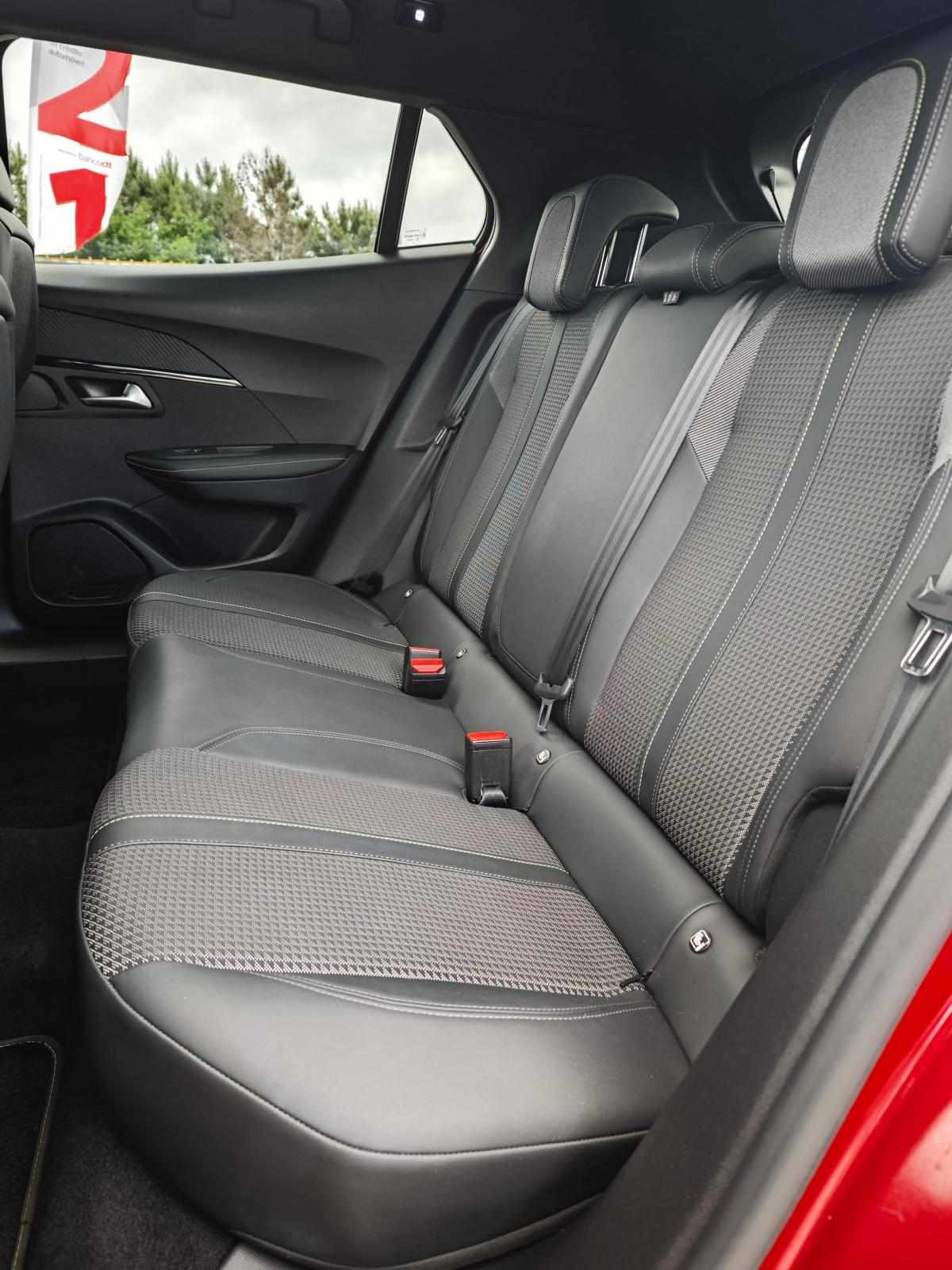 peugeot-2008-1-2-puretech-2022-gasolina-1199cc