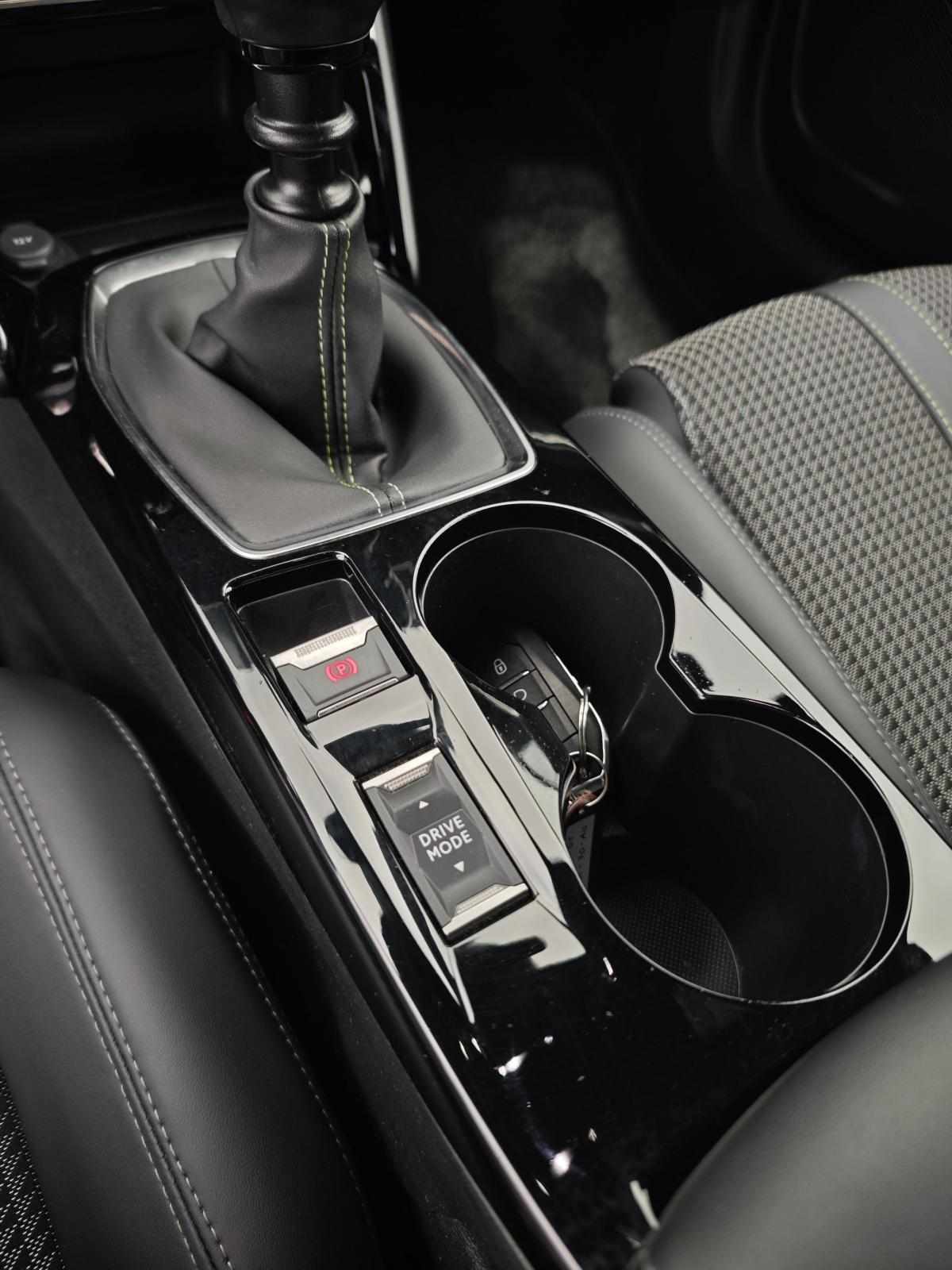 peugeot-2008-1-2-puretech-2022-gasolina-1199cc