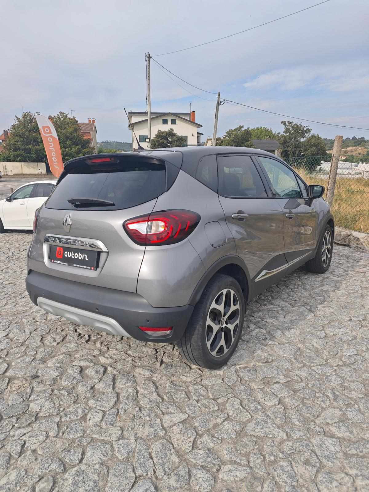 renault-captur-0-9-tce-2019-gasolina-898cc