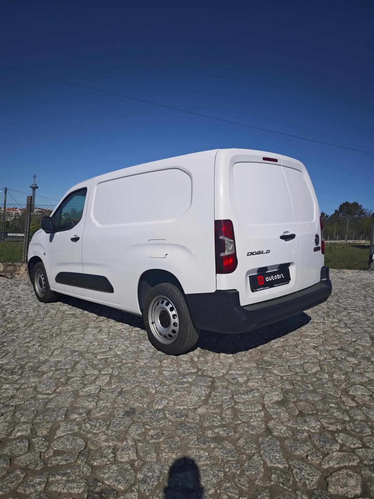 fiat-doblo-1-5-bluehdi-2023-diesel-1499cc