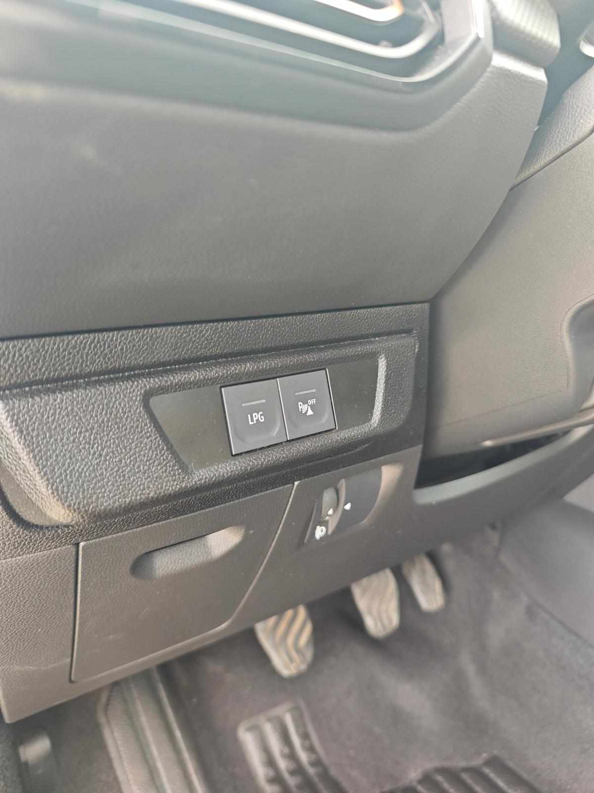 dacia-sandero-1-0-tce-2024-gasolina-999cc