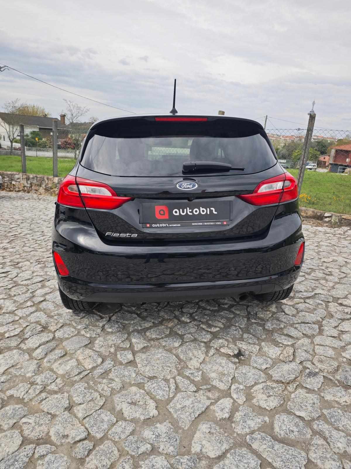 ford-fiesta-1-1-2019-gasolina-1084cc