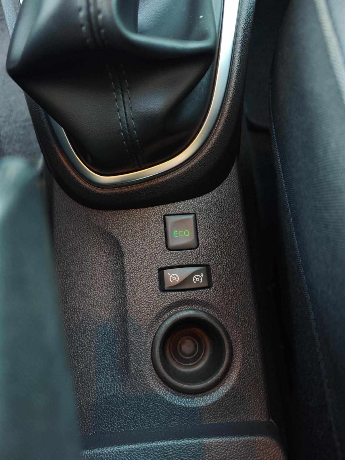renault-captur-0-9-tce-2019-gasolina-898cc