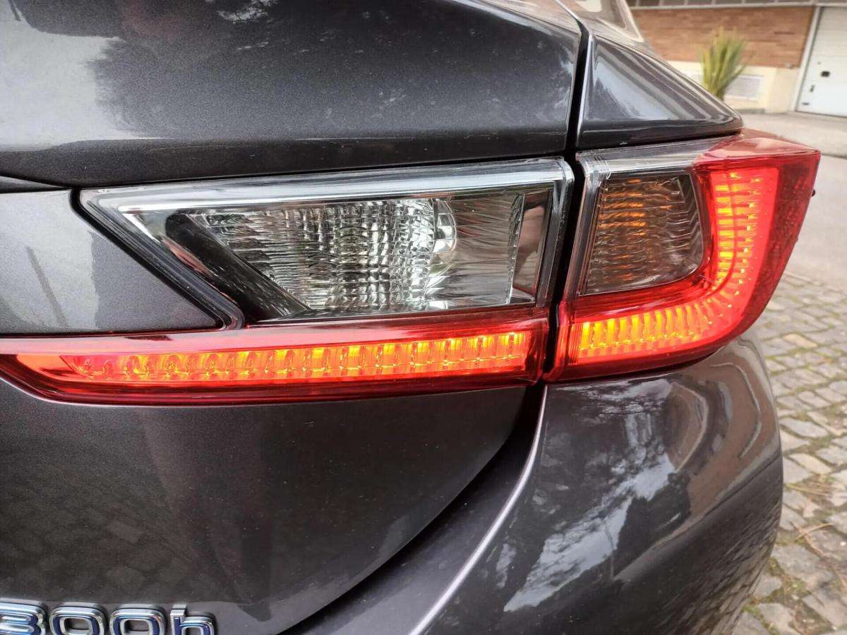 lexus-rc-2016-hibrido-a-gasolina-2494cc