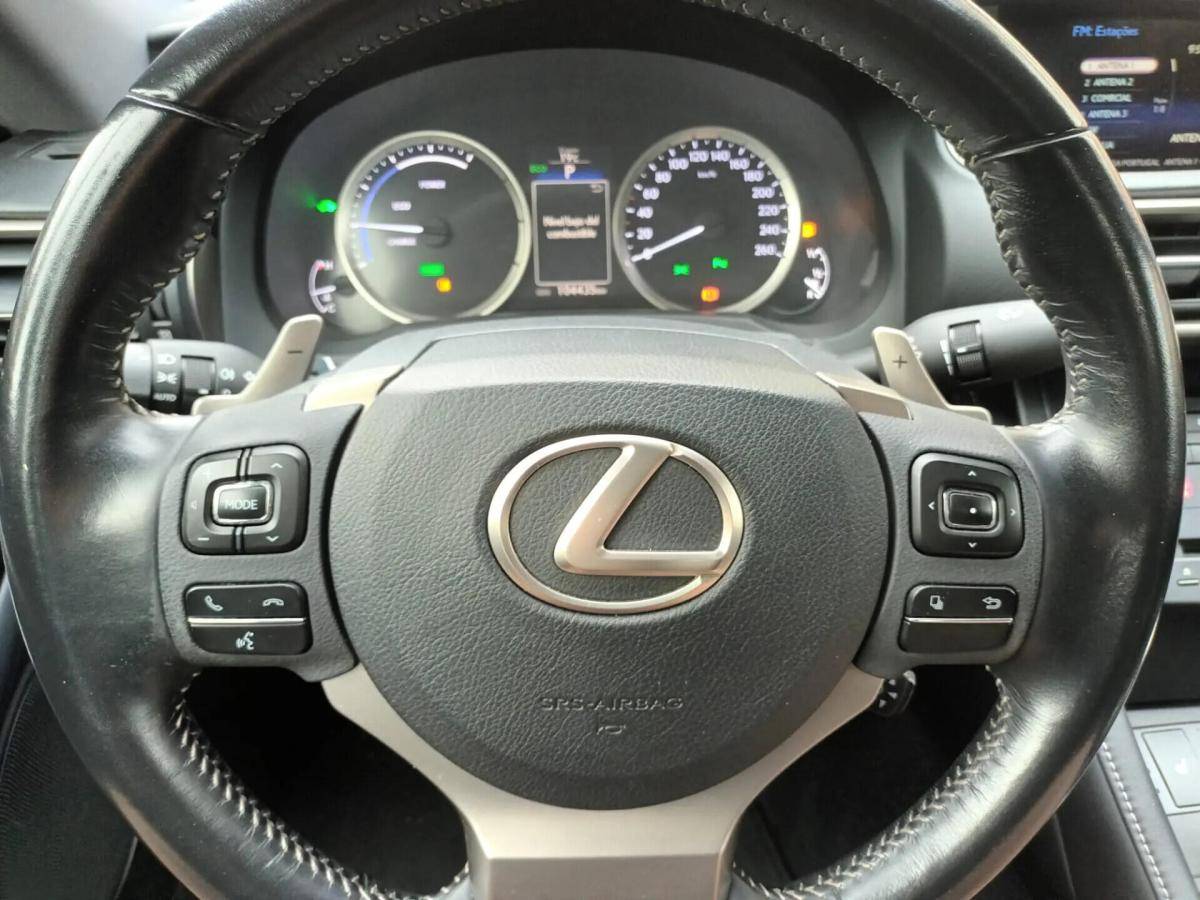 lexus-rc-2016-hibrido-a-gasolina-2494cc