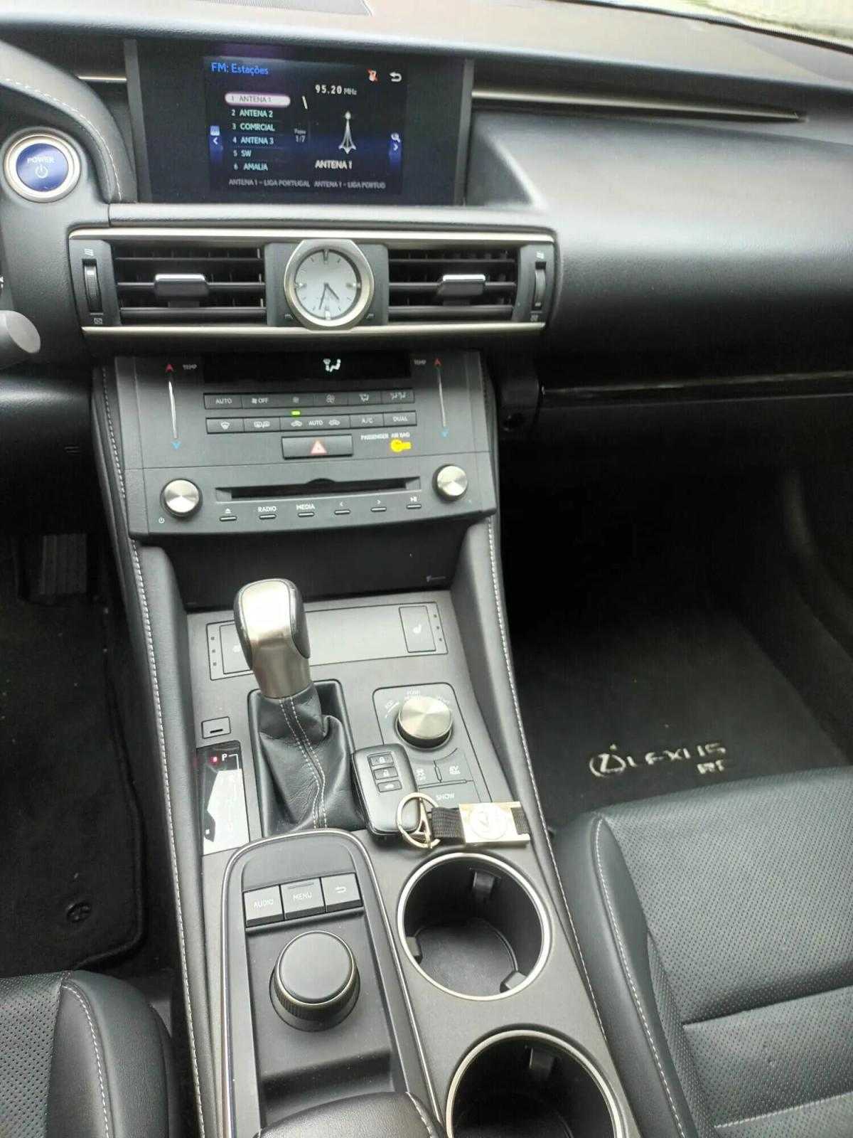 lexus-rc-2016-hibrido-a-gasolina-2494cc