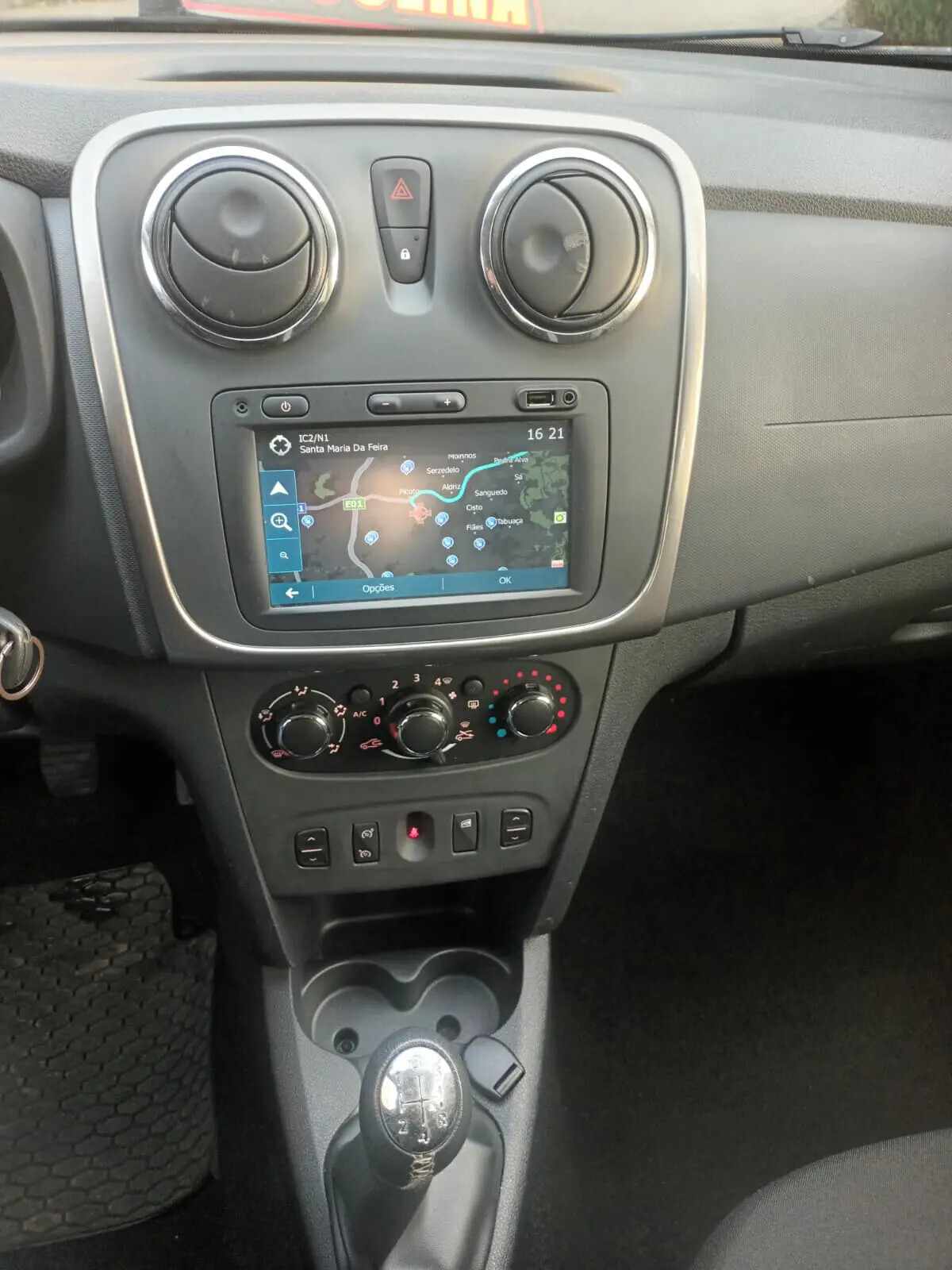 dacia-sandero-2016-gasolina-898cc