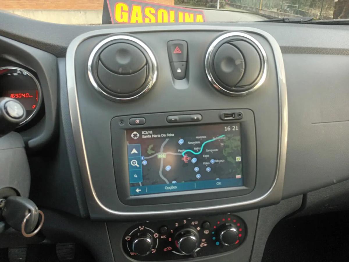 dacia-sandero-2016-gasolina-898cc