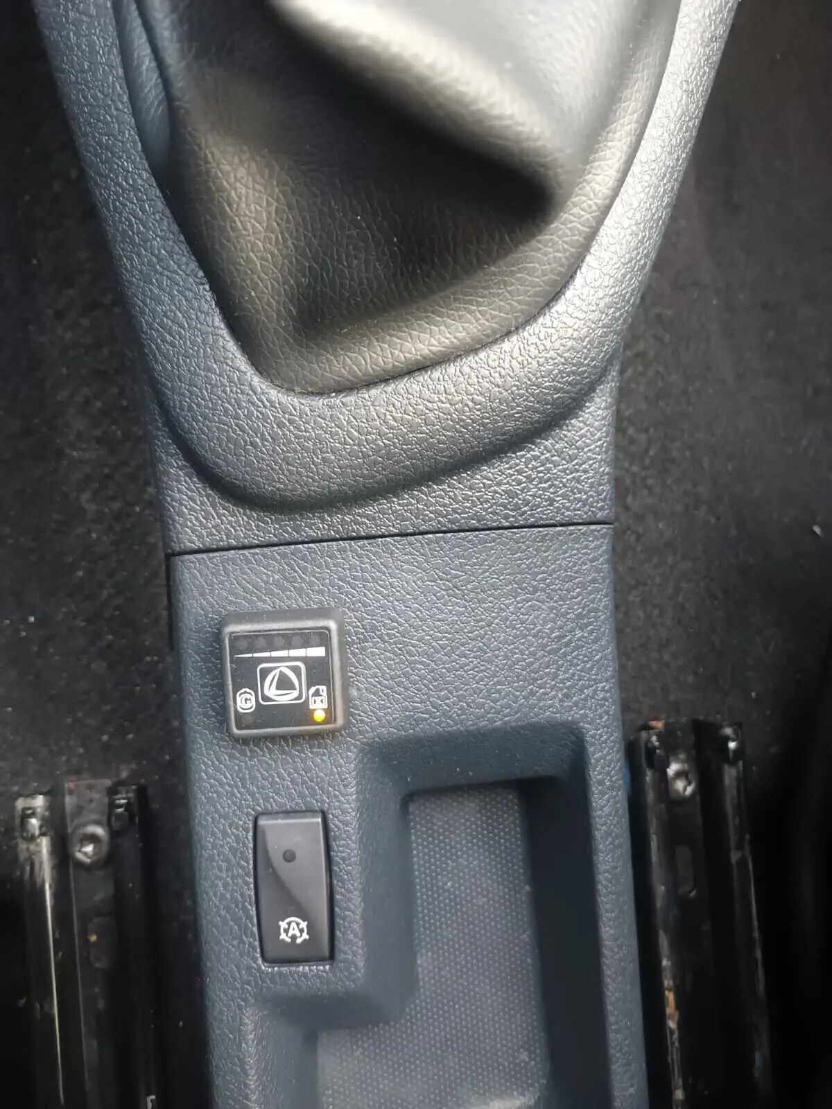 dacia-sandero-2016-gasolina-898cc