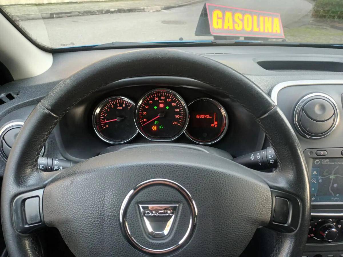 dacia-sandero-2016-gasolina-898cc