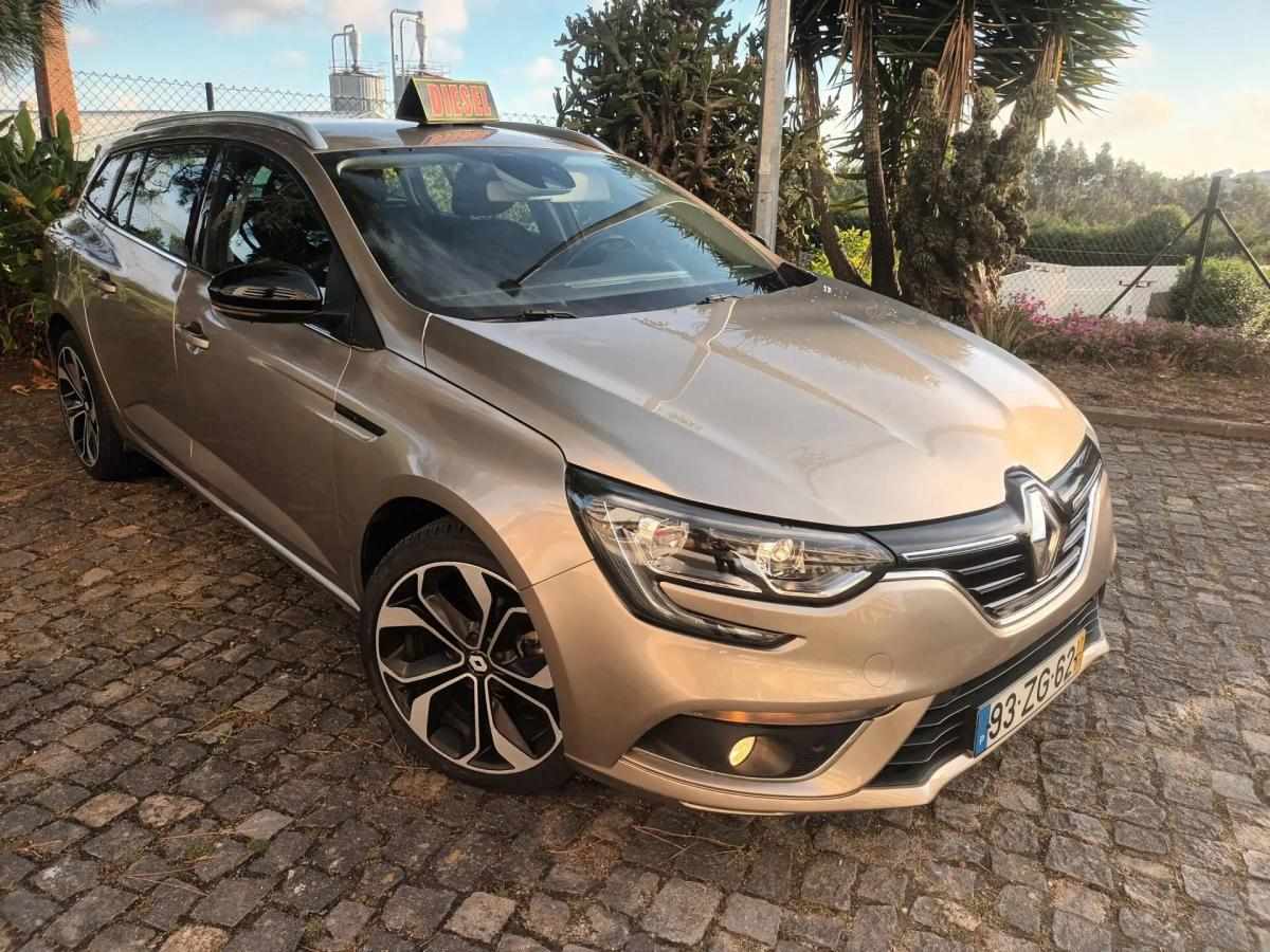 renault-megane-sport-tourer-2017-diesel-1461cc