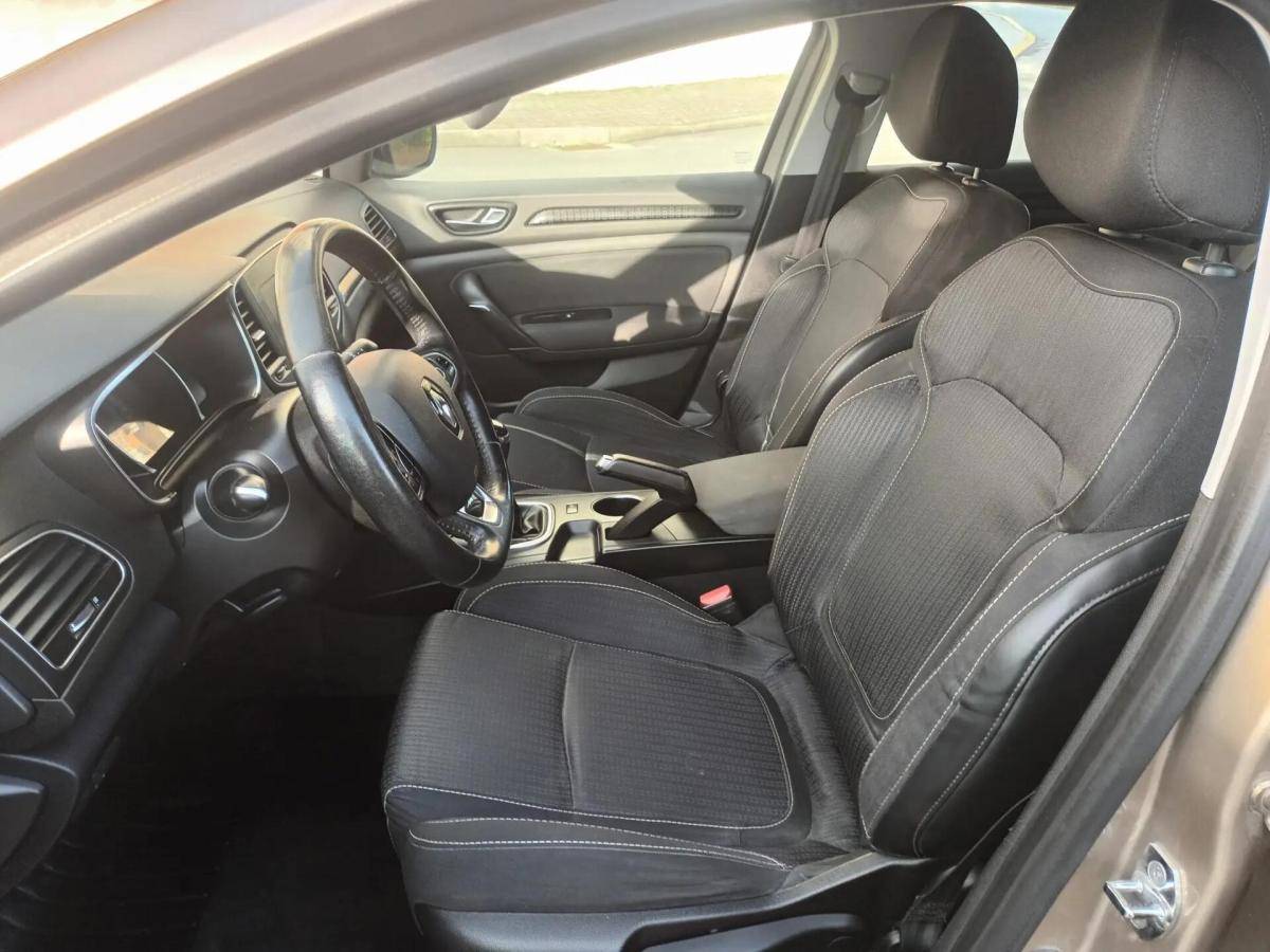 renault-megane-sport-tourer-2017-diesel-1461cc