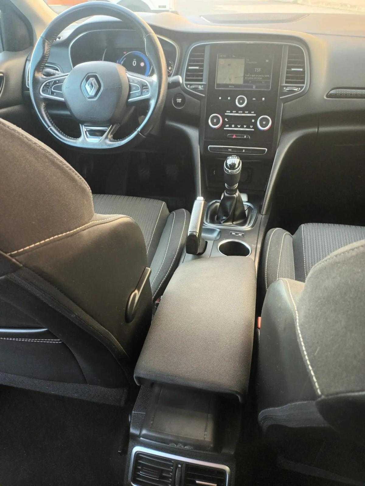 renault-megane-sport-tourer-2017-diesel-1461cc