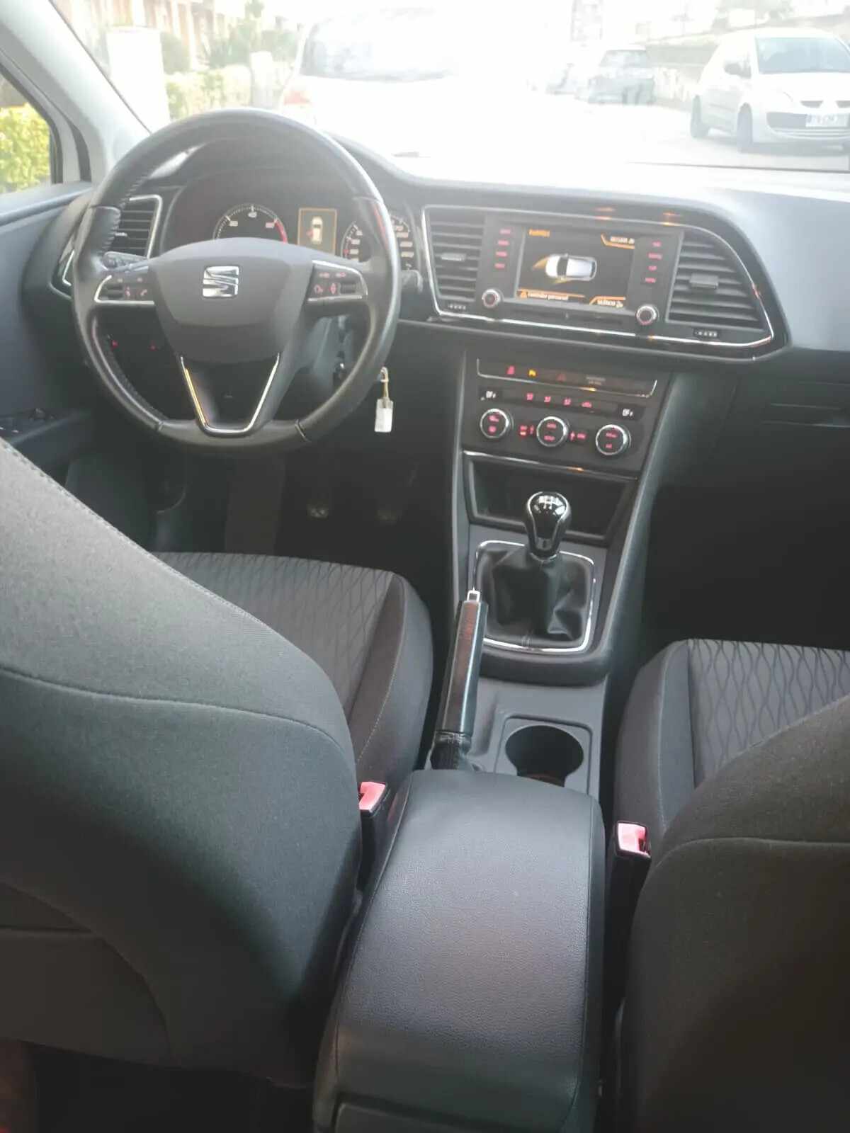 seat-leon-2014-diesel-1598cc