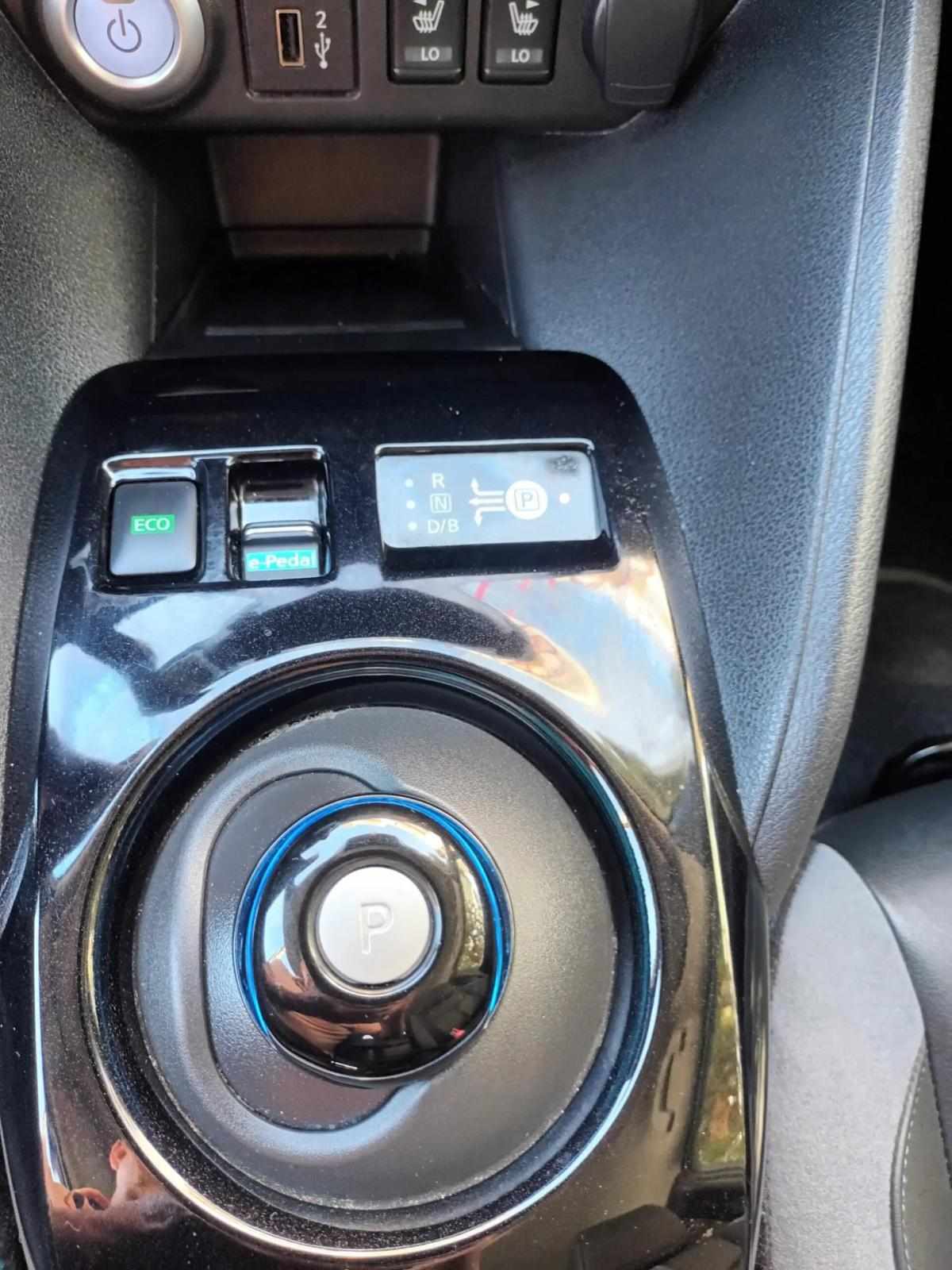 nissan-leaf-2023-eletrico-0cc