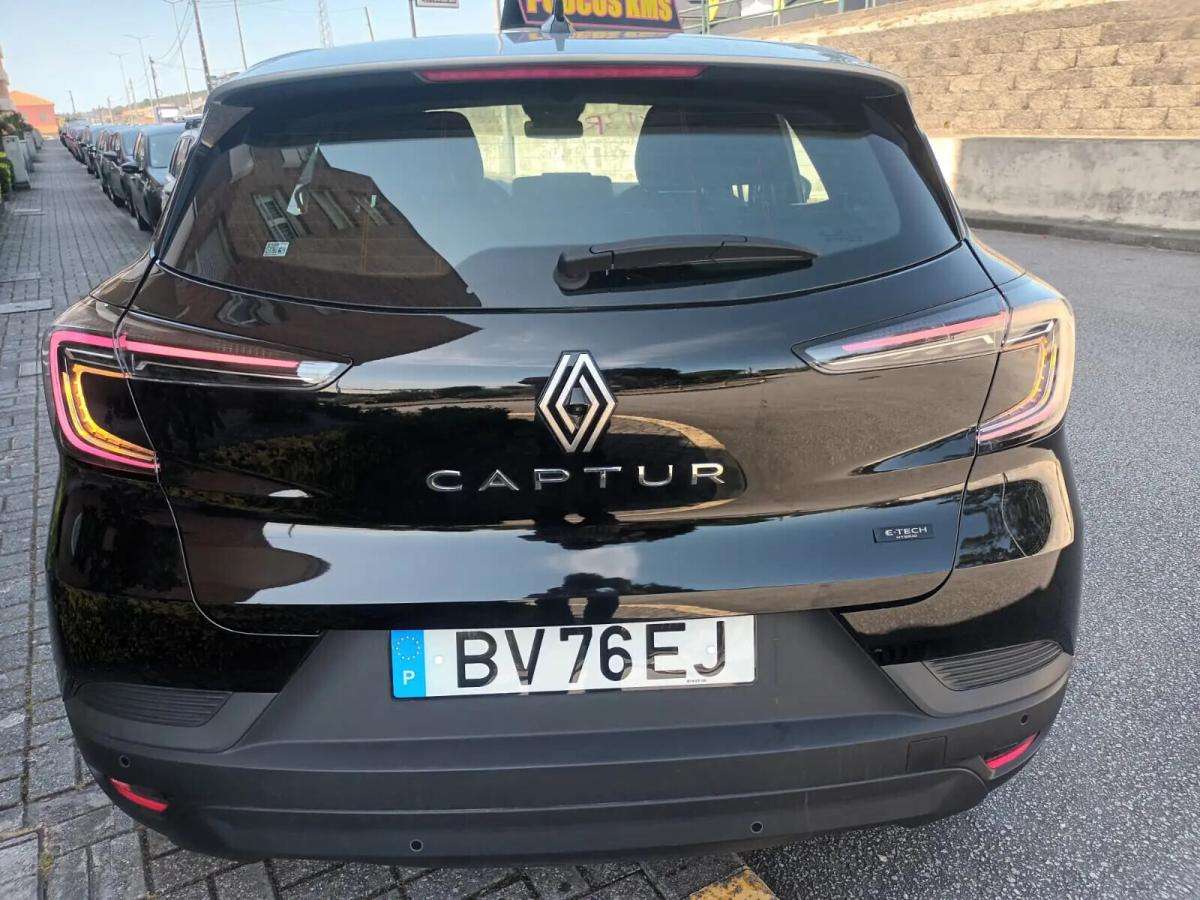 renault-captur-2024-hibrido-a-gasolina-1598cc