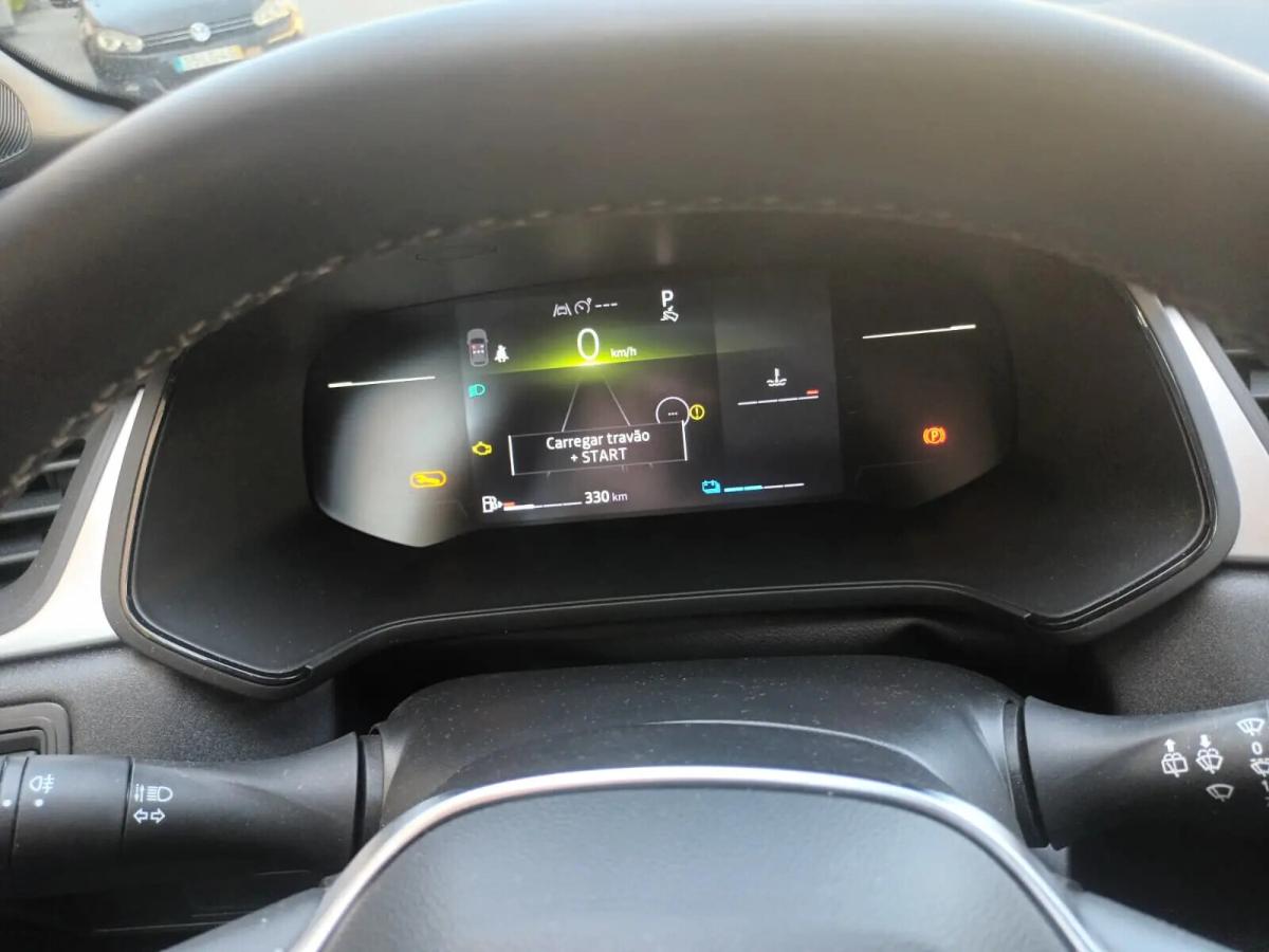 renault-captur-2024-hibrido-a-gasolina-1598cc