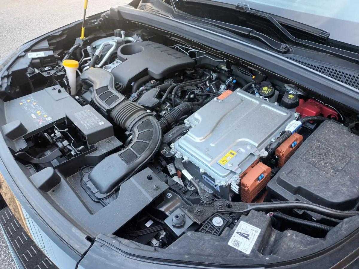 renault-captur-2024-hibrido-a-gasolina-1598cc