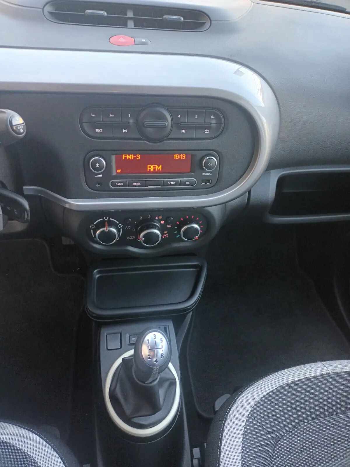 renault-twingo-2019-gasolina-999cc