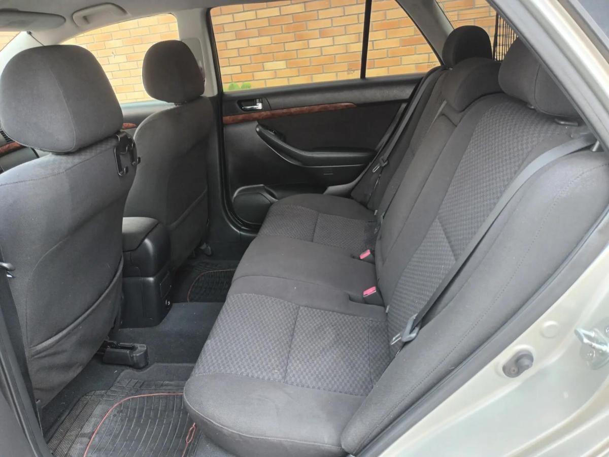 toyota-avensis-sw-2004-diesel-1995cc