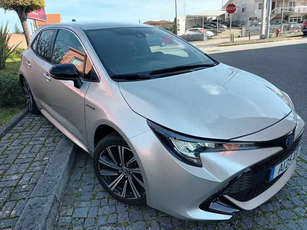 toyota-corolla-2021-hibrido-a-gasolina-1798cc